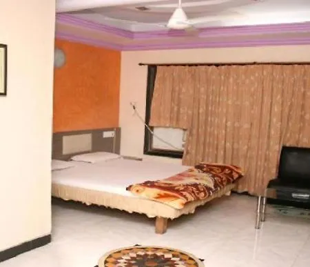 Lodge Kolkar's