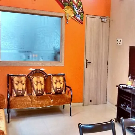 In Centre Homestay Mumbai
