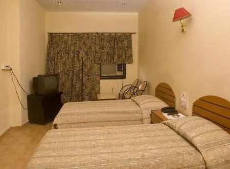 Hotel Metro International