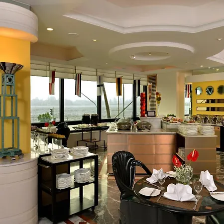 Marine Plaza 5* Mumbai