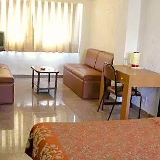 Samraj Hotel
