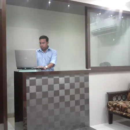 Skyway Apartment *