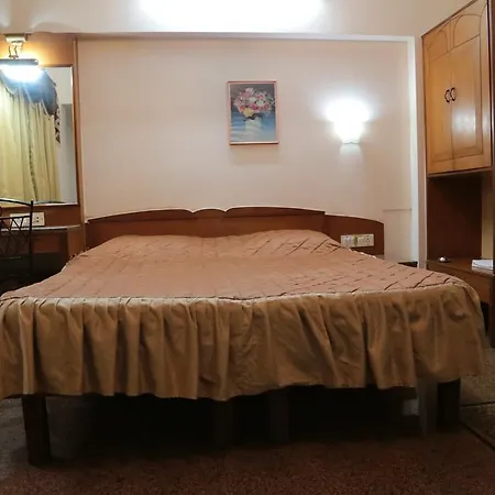 Karan Palace Hotel