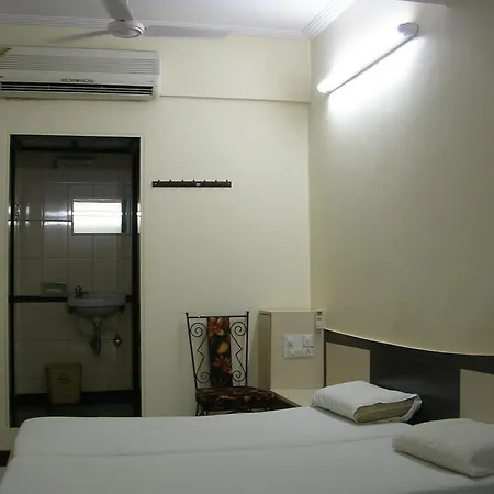 Saigal Guest house *