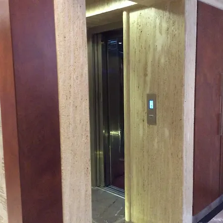 Hotel Sapna 2*