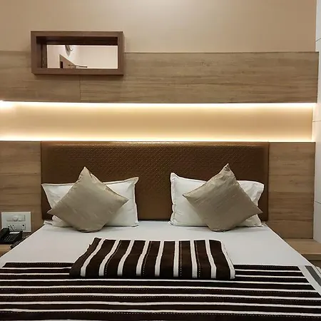 Oasis Hotel Mumbai