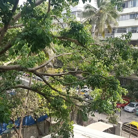 Bentley Marine Drive Hotel