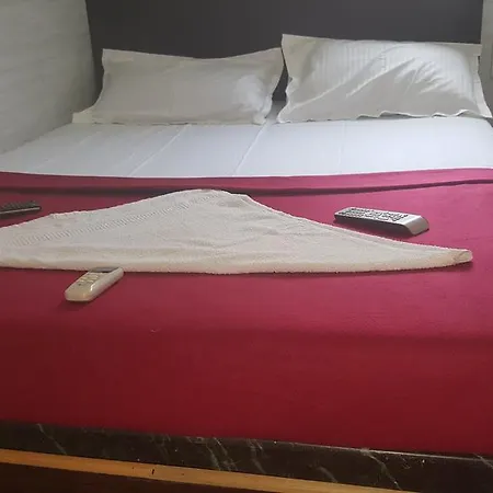 Hotel Al Mehraj Hotel 3*