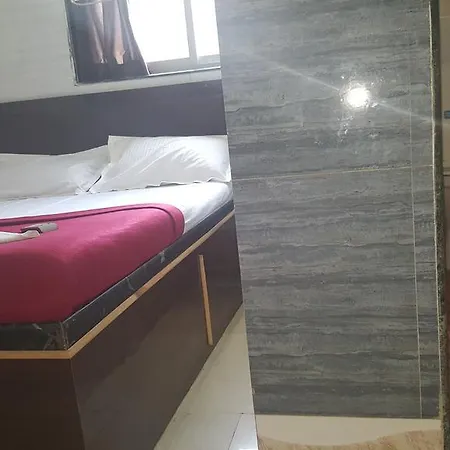 Hotel Al Mehraj 3*