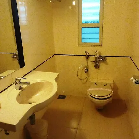Avion Hotel 3*