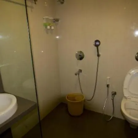 Hotel Rajhans 2*