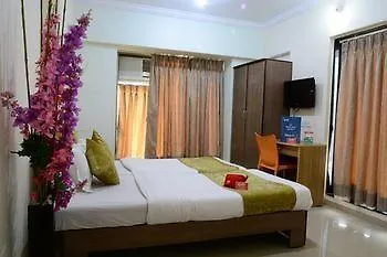 Hotel Oyo Powai View