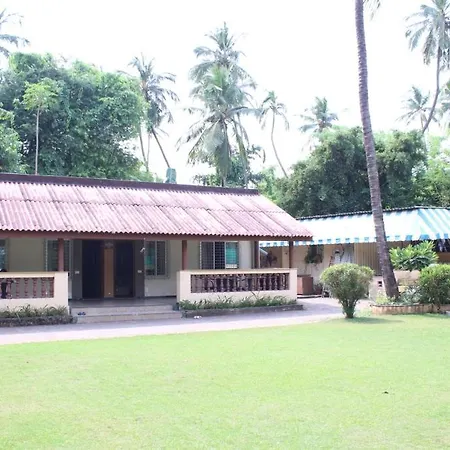 Holiday home Allys Verandah