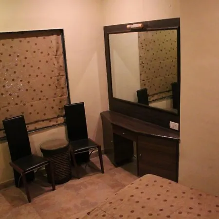Holiday home Allys Verandah Mumbai