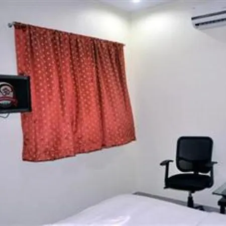 Hotel Om Residency 3*
