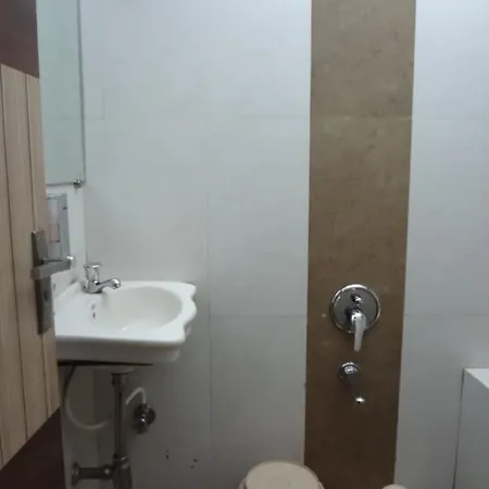 Hotel Bloom Residency Mumbai