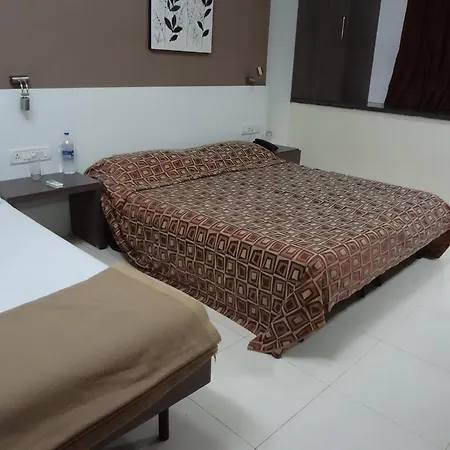 Hotel Samrat