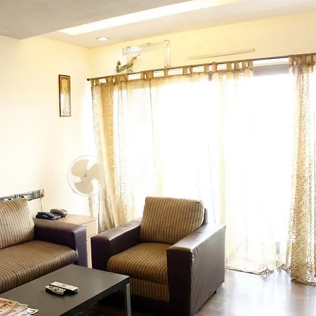 Laurent & Benon Luxury Service Apartment - Bandra