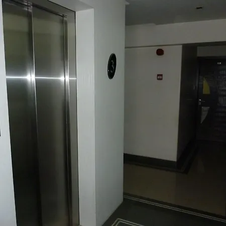 Hotel Khwaish Presidency 2*