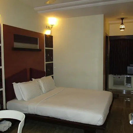 Hotel Sapna 2*