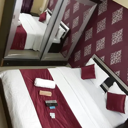 Executive Pleasant - Service Mumbai