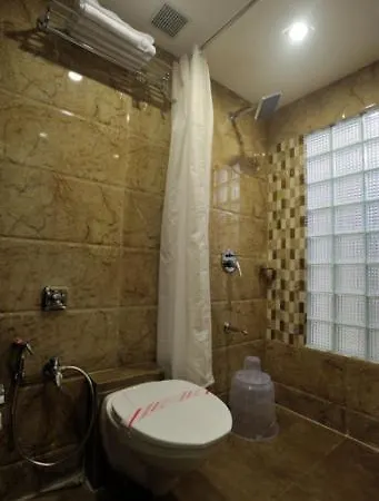 The Signature Crest, Powai Apartment *