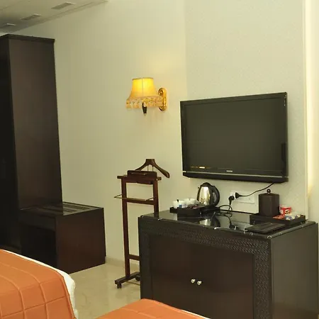 Hotel Royal Tulip Navi 5*