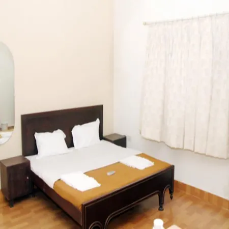Hotel Hotel Kishish Kunj