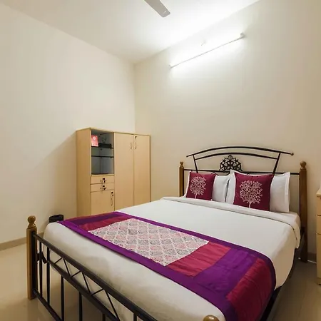 Apartment Oyo 4573 Near Bkc *