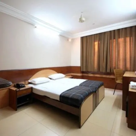 Hotel Point Dadar