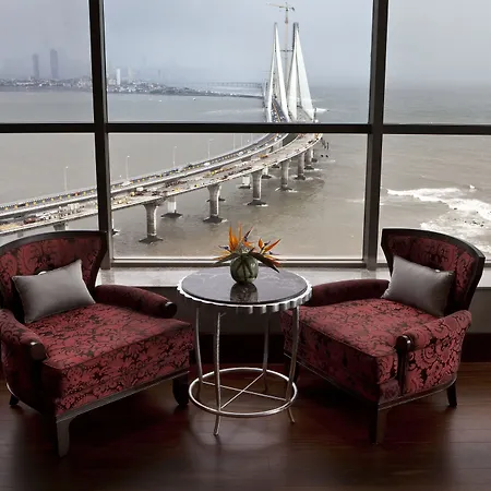 Hotel Taj Lands End 5*