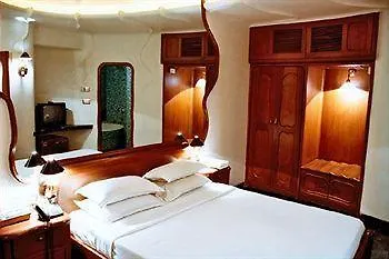 Hotel Fabhotel On Time Andheri East