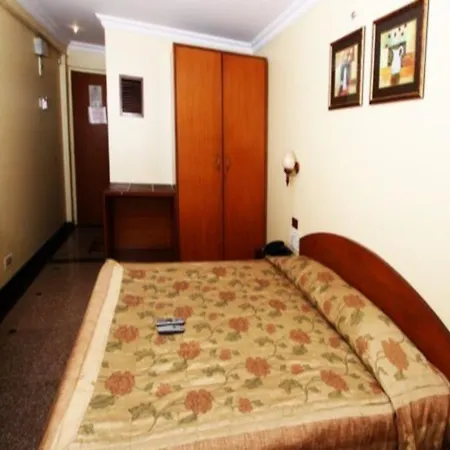 Highway Andheri East 3*