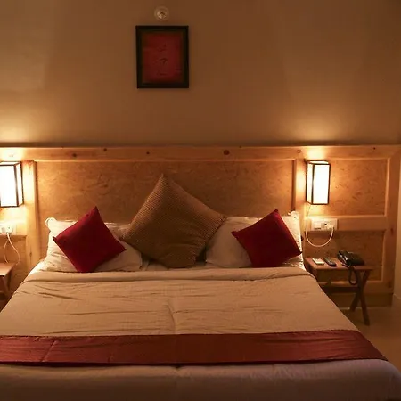 Fabhotel The Adore Palace 3* Mumbai