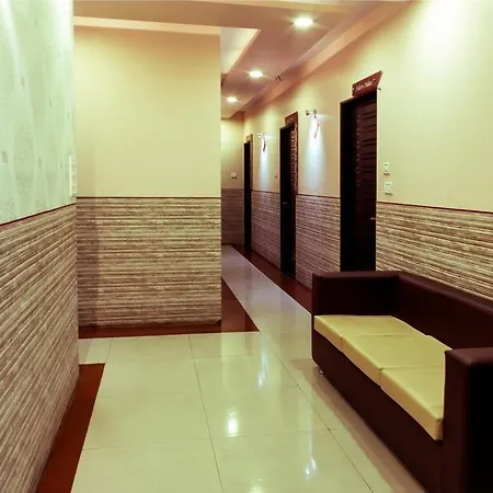 Fabhotel The Adore Palace 3* Mumbai