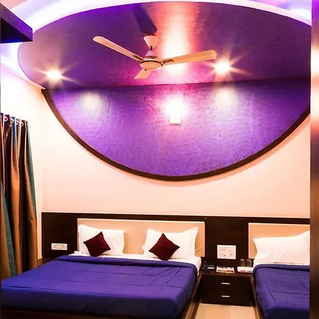 Fabhotel The Adore Palace 3* Mumbai