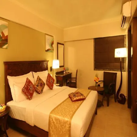 The Maharaja Business Hotel 3*