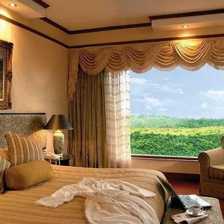 Palms Towers And Hotel 5*