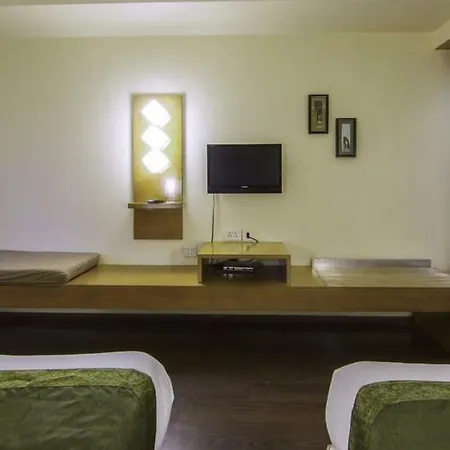 The Legend Hotel 3*