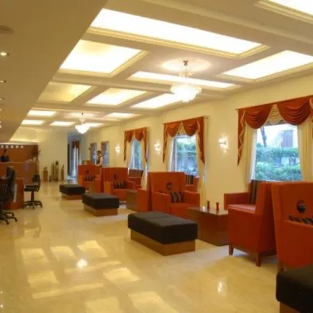 Juhu Plaza Hotel