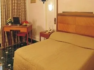 Hiltop 3* Mumbai