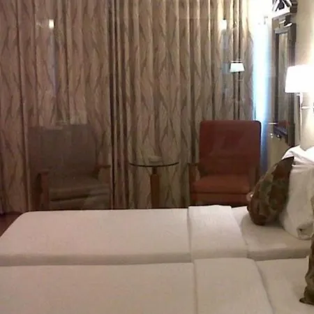 Regency 3*