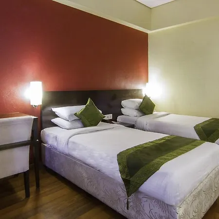 The Legend Hotel 3*