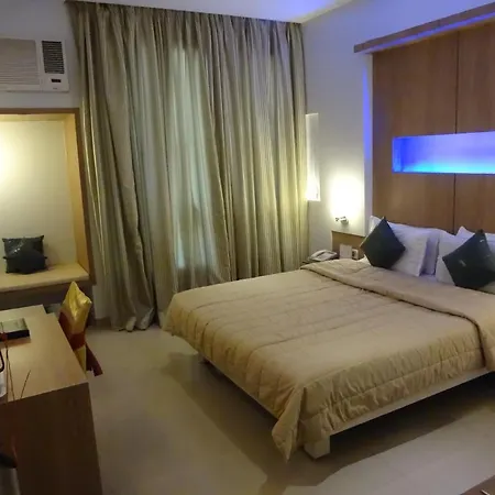 Vihang's 3* Mumbai