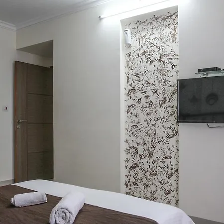Bed & Breakfast Executive Anmol - Service Mumbai