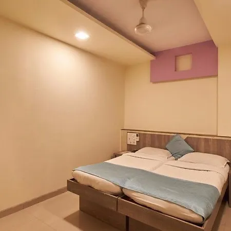 Hotel O By Oyo Ak Palace Near Chhatrapati Shivaji International Airport