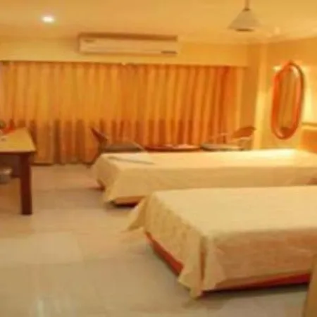 Hotel Fabhotel On Time Andheri East Mumbai