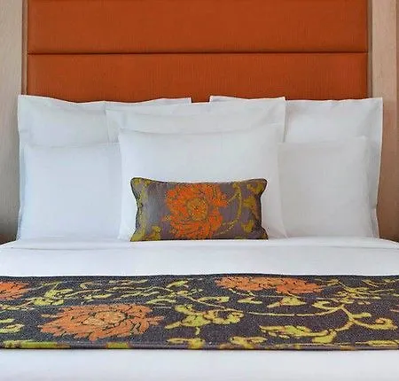 Hotel Marriott Executive - Lakeside Chalet, 4*