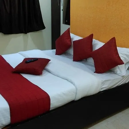 Minerva Residency Hotel *