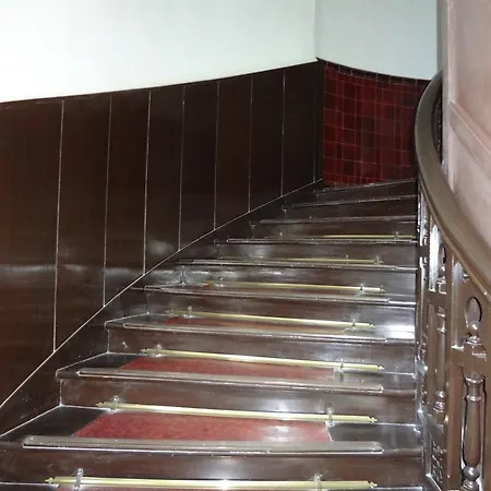 Grand - Ballard Estate, 3*
